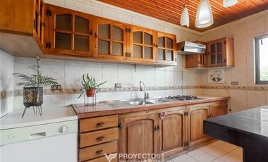 Casa en venta de 4 dorm. en Rengo