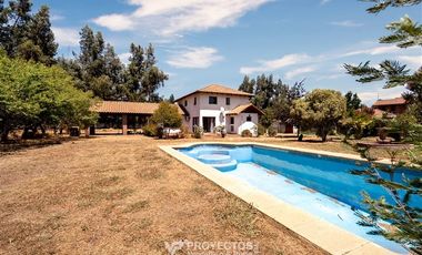 Casa en venta de 4 dorm. en Rengo