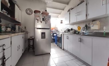 apartamento en venta en barrio blanco. Cod V24542