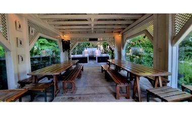 CASA EN VENTA EN ROCAS DE SANTO DOMINGO