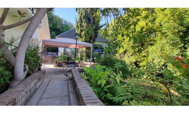 CASA EN VENTA EN ROCAS DE SANTO DOMINGO