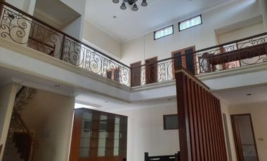 10 Bedroom House for rent