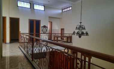 10 Bedroom House for rent