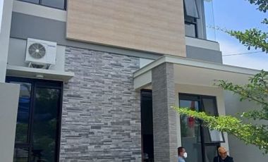 RUMAH 2 LANTAI DI HARJAMUKTI