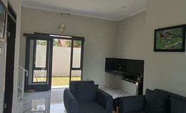 RUMAH 2 LANTAI DI HARJAMUKTI