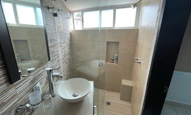 VENTA HERMOSO PENTHOUSE CON ROOF GARADEN EN CLUB DE GOLF MÉXICO, CDMX