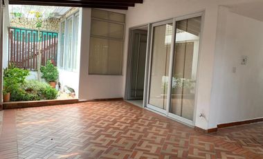 casa en venta en quinta oriental. Cod V26633