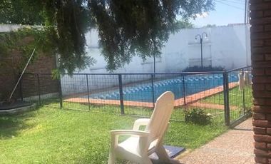 Casa en venta en Luis Guillon