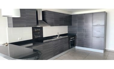 Se vende departamento en Ciudad del Mar, Manta, Manabí