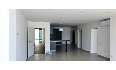 Se vende departamento en Ciudad del Mar, Manta, Manabí