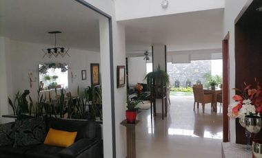 casa en arriendo/venta en la floresta. Cod V1065