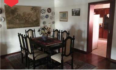 ¡Excelente casa en alto! (Calle Av. del Valle e/ 12 y 14)
