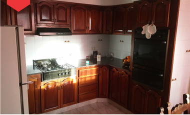 ¡Excelente casa en alto! (Calle Av. del Valle e/ 12 y 14)