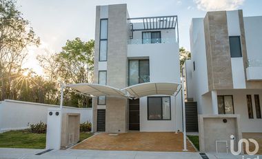 Casa en Venta en Playa del Carmen, Quintana Roo