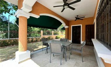 VENTA DE CASA 3 REC 3.5 BAÑOS 444 MTS CLAYTON VILLAGE