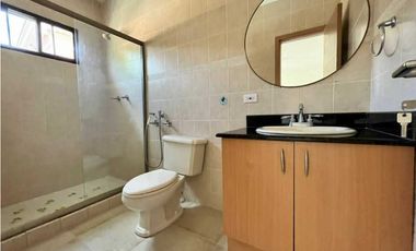 VENTA DE CASA 3 REC 3.5 BAÑOS 444 MTS CLAYTON VILLAGE