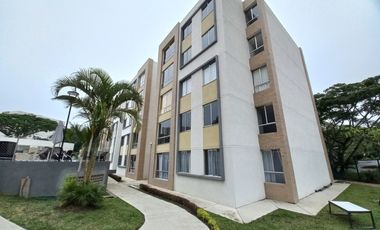 apartamento en arriendo en c.r escarlata piso 1 sin ascensor. Cod A13865