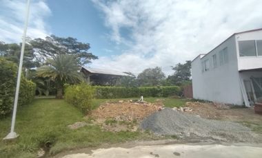 COMPRA LOTE  Y VIVE EN UN LUGAR PRIVILEGIADO DE DESCANSO Y ALTA VALORIZACION EN LA MORADA JAMUNDI. Cod V8801