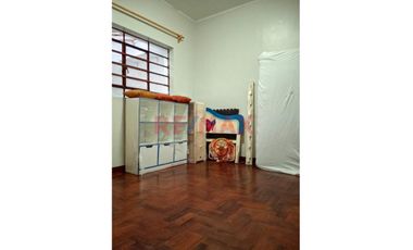 Alquiler De Amplio Departamento En Breña