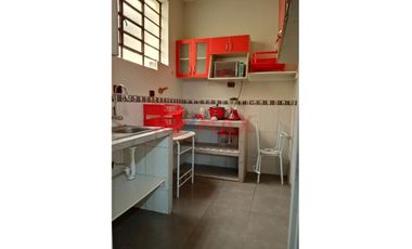 Alquiler De Amplio Departamento En Breña