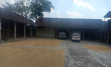 Jual Pabrik Selepan Beras di jalan Raya Jeli Tulungagung