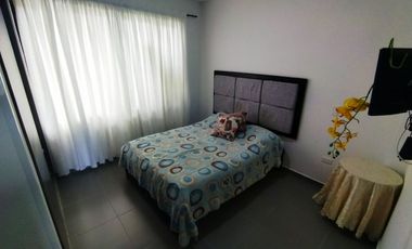 Venta de Casa Campestre  C.R. Guadalquivir - Floridablanca, área lote: 784 m². Cod V5983