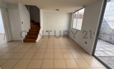 Se arrienda hermosa casa con vista al mar en el sector sur de Antofagasta