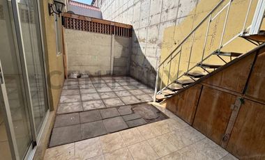 Se arrienda hermosa casa con vista al mar en el sector sur de Antofagasta