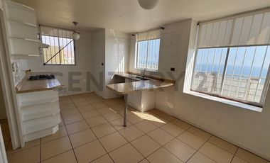 Se arrienda hermosa casa con vista al mar en el sector sur de Antofagasta