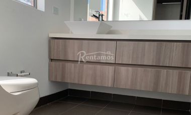 apartamento en arriendo en el esmeraldal. Cod A776528