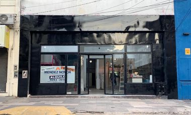LOCAL DE 270M2 EN PLENO CENTRO DE ADROGUE