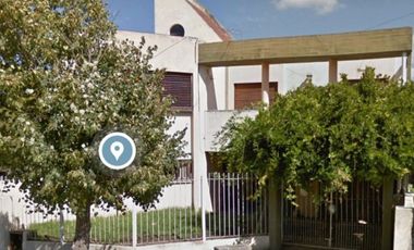 VENDO CASA EN BARRIO LOS PINARES (MAR DEL PLATA)