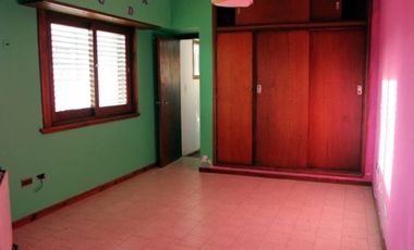 VENDO CASA EN BARRIO LOS PINARES (MAR DEL PLATA)