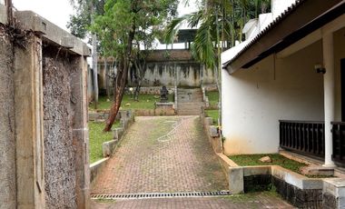 Rumah Unfurnished 3 lantai di Pangeran Antasari, Cipete Selatan, Cilandak