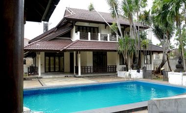 Rumah Unfurnished 3 lantai di Pangeran Antasari, Cipete Selatan, Cilandak