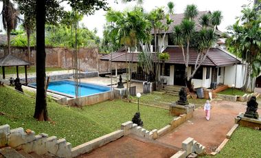 Rumah Unfurnished 3 lantai di Pangeran Antasari, Cipete Selatan, Cilandak