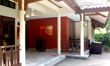 Rumah Unfurnished 3 lantai di Pangeran Antasari, Cipete Selatan, Cilandak