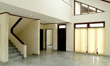Rumah Unfurnished 3 lantai di Pangeran Antasari, Cipete Selatan, Cilandak