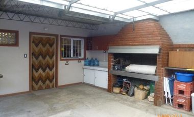 Losa y vivienda a 5 cuadras de la estación de S.A. de Padua
