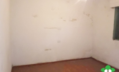 Oportunidad de negociacion. Casa en Ayacucho 1131, Aldo Bonzi