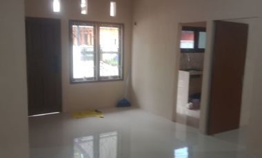 Rumah 1 Lantai Akses Dekat Stasiun Bekasi Siap KPR Hadap Timur J-39239