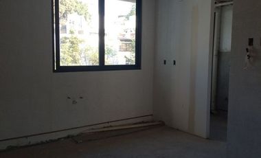VENTA DEPARTAMENTO EN OBRA GRIS CON TERRAZA