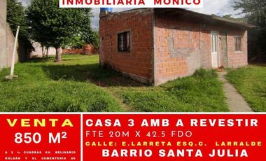 Venta terreno con casa 3 amb a revestir