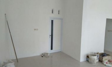 DIJUAL RUMAH LERAN MANYAR GRESIK