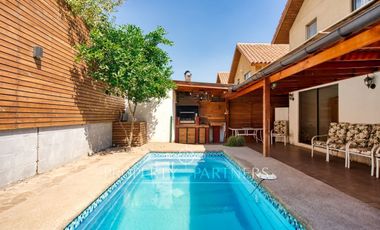 Venta de casa en condominio, Peñalolén