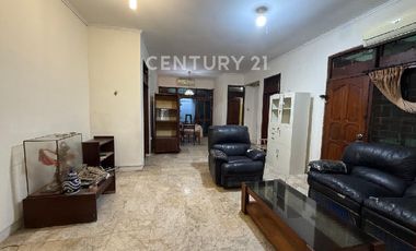 Rumah Super Bagus Lokasi Pramuka Jakarta Pusat