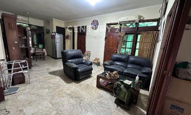 Rumah Super Bagus Lokasi Pramuka Jakarta Pusat