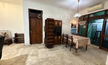 Rumah Super Bagus Lokasi Pramuka Jakarta Pusat