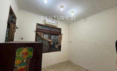 Rumah Super Bagus Lokasi Pramuka Jakarta Pusat