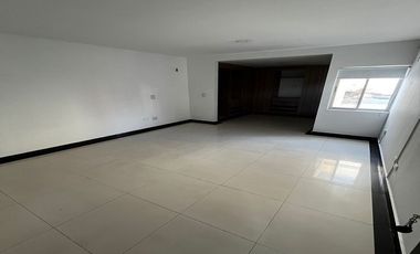 casa en arriendo/venta en la floresta. Cod V978